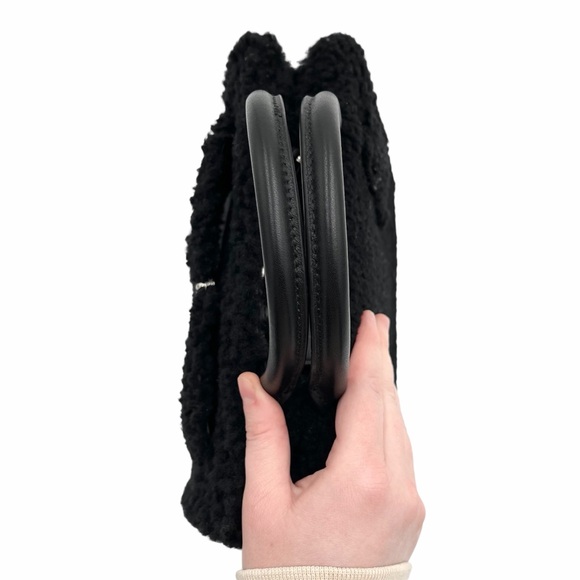 Brandon Blackwood Medium Kuei in Black Shearling - Picture 6 of 12